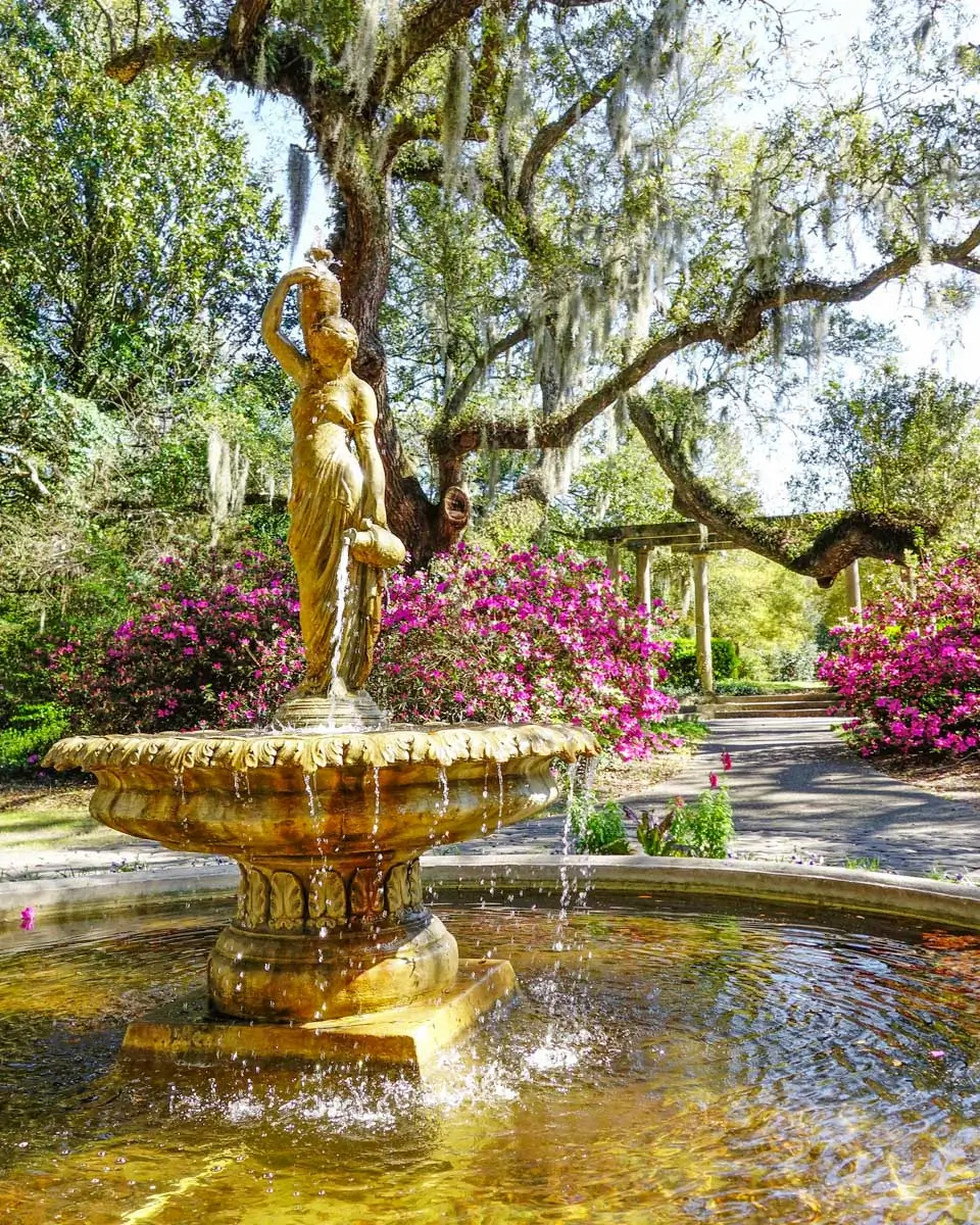 Airlie Gardens in Wilmington North Carolina (2)
