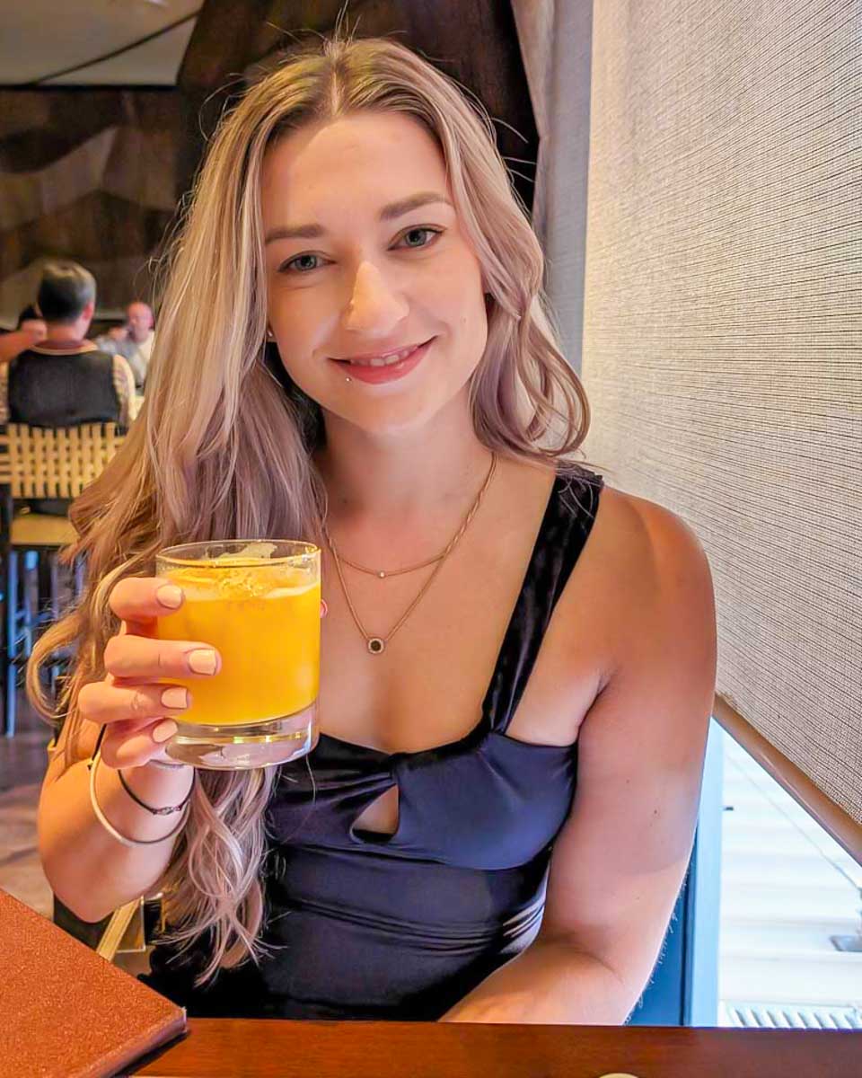 Bailey-enjoys-a-cocktail-out-for-dinner-in-Ottawa