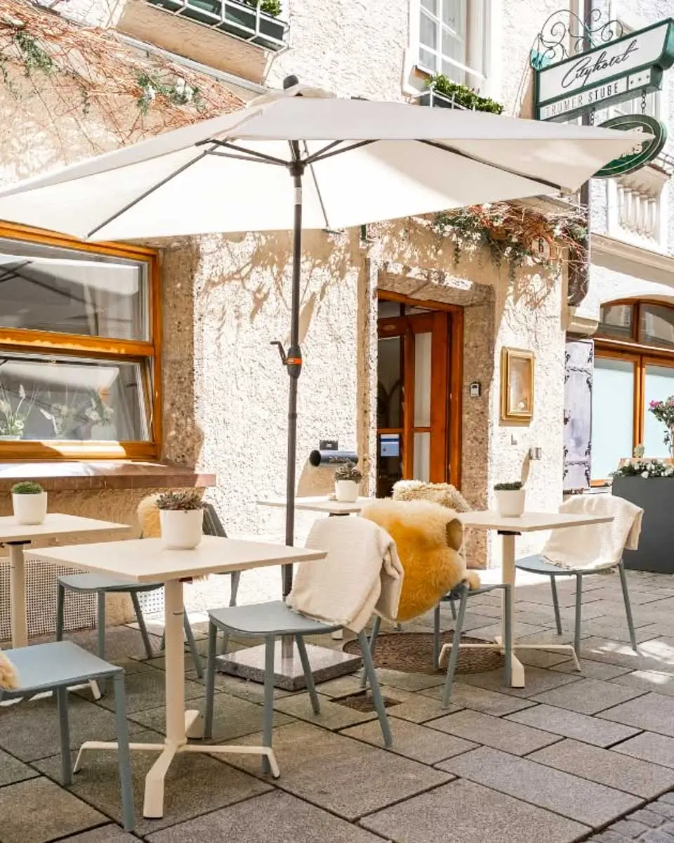 Beer garden at Cityhotel Trumer Stube Salzburg 2