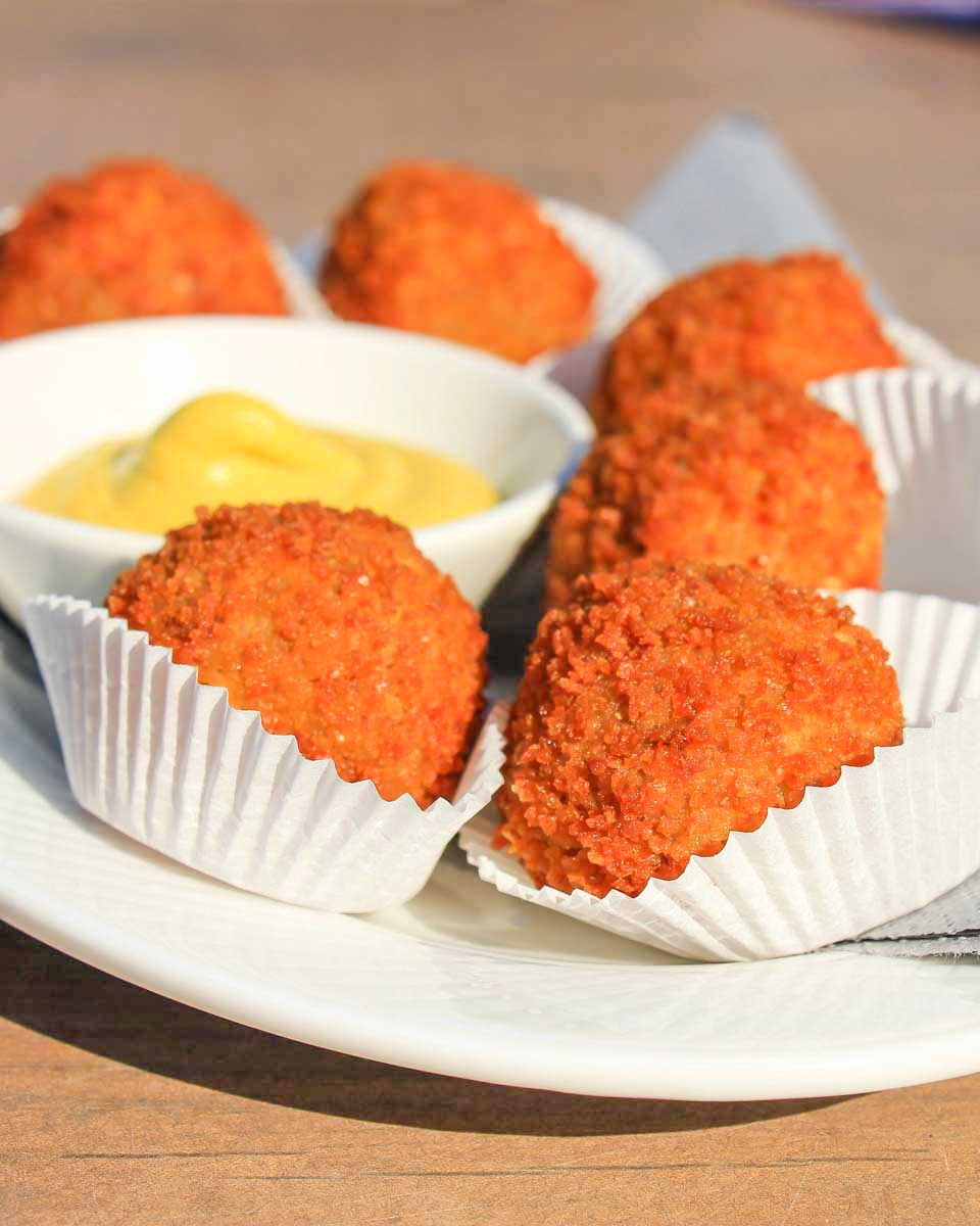 Bitterballen-eaten-on-a-food-tour-in-Rotterdam-Netherlands