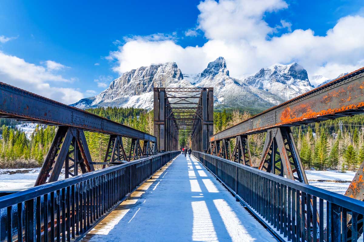 Canmore Engine Bridge with mountains in the background