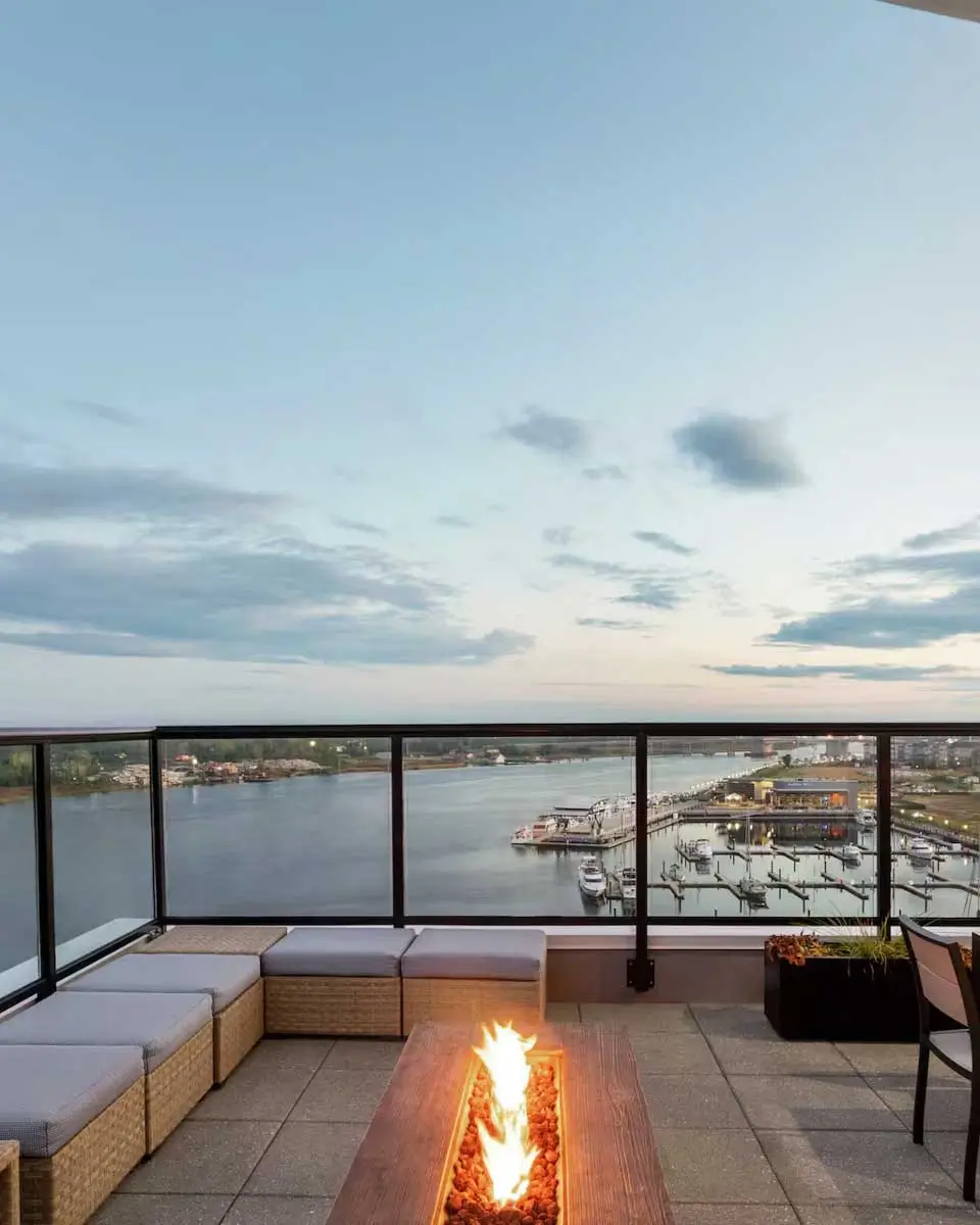 Embassy Suites by Hilton Wilmington Riverfront in Wilmington, North Carolina (2)