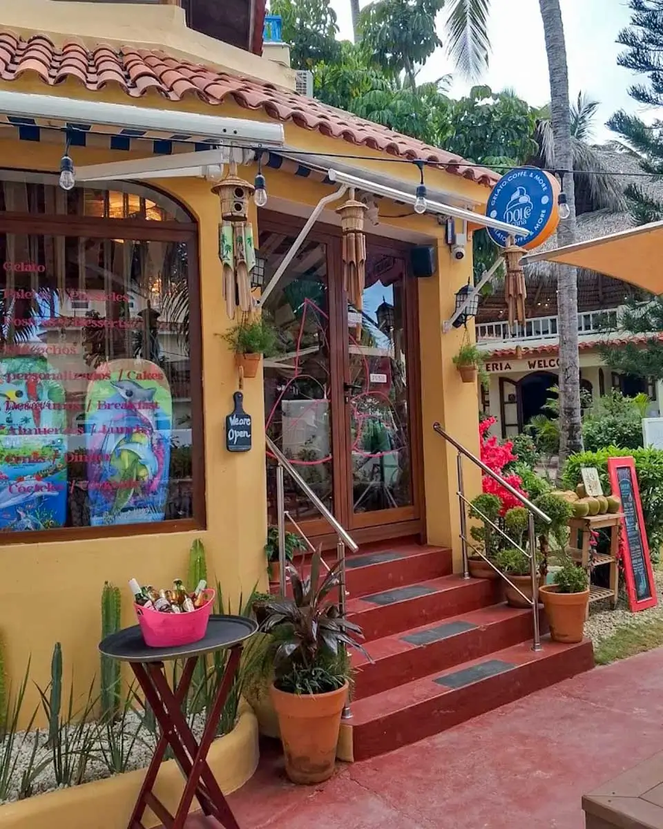 Enjoy PC Restaurante in Punta Cana, Domincian Republic (1)