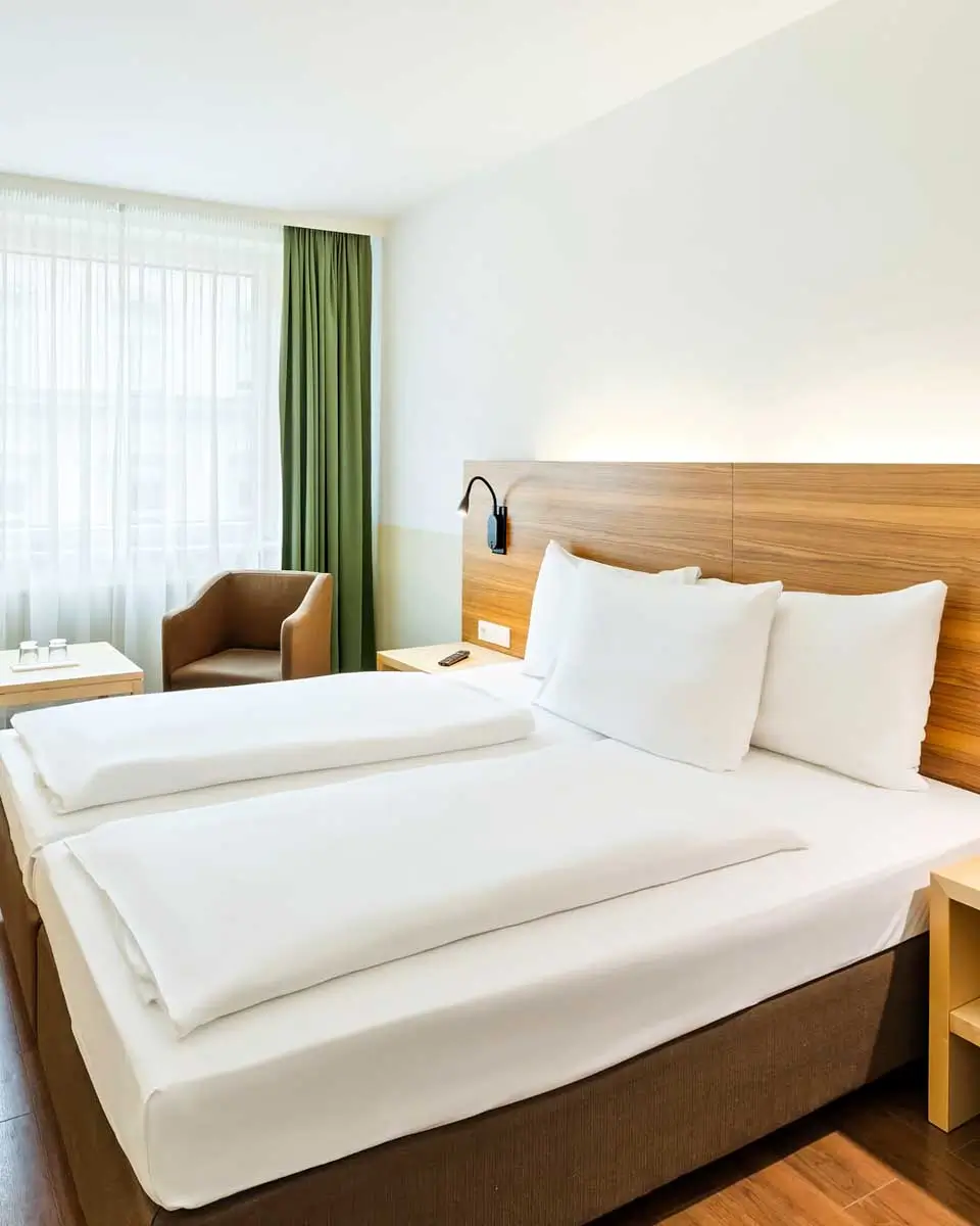 Guestroom at Four Points Flex by Sheraton Vienna Hauptbahnhof