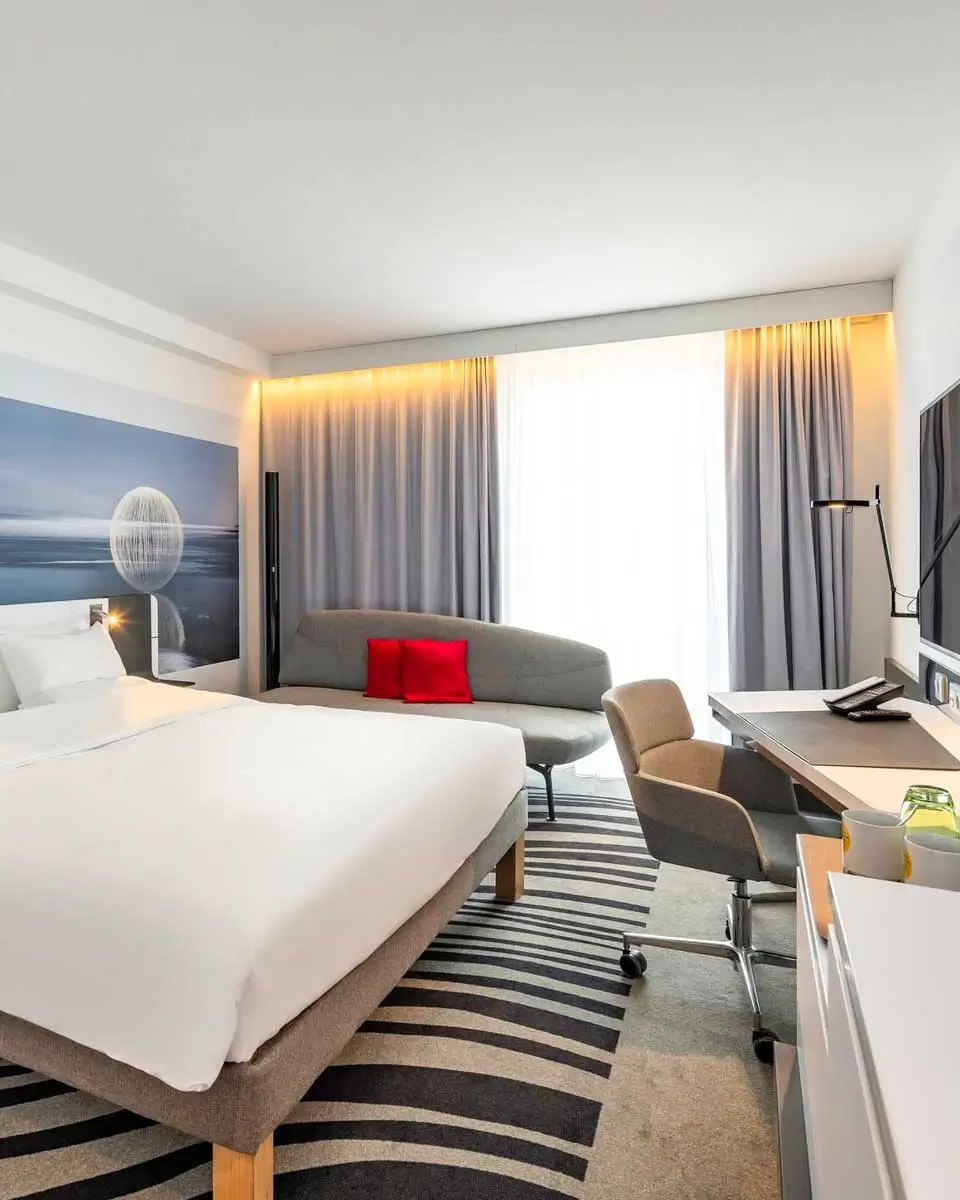 Guestroom at Novotel Wien Hauptbahnhof Vienna