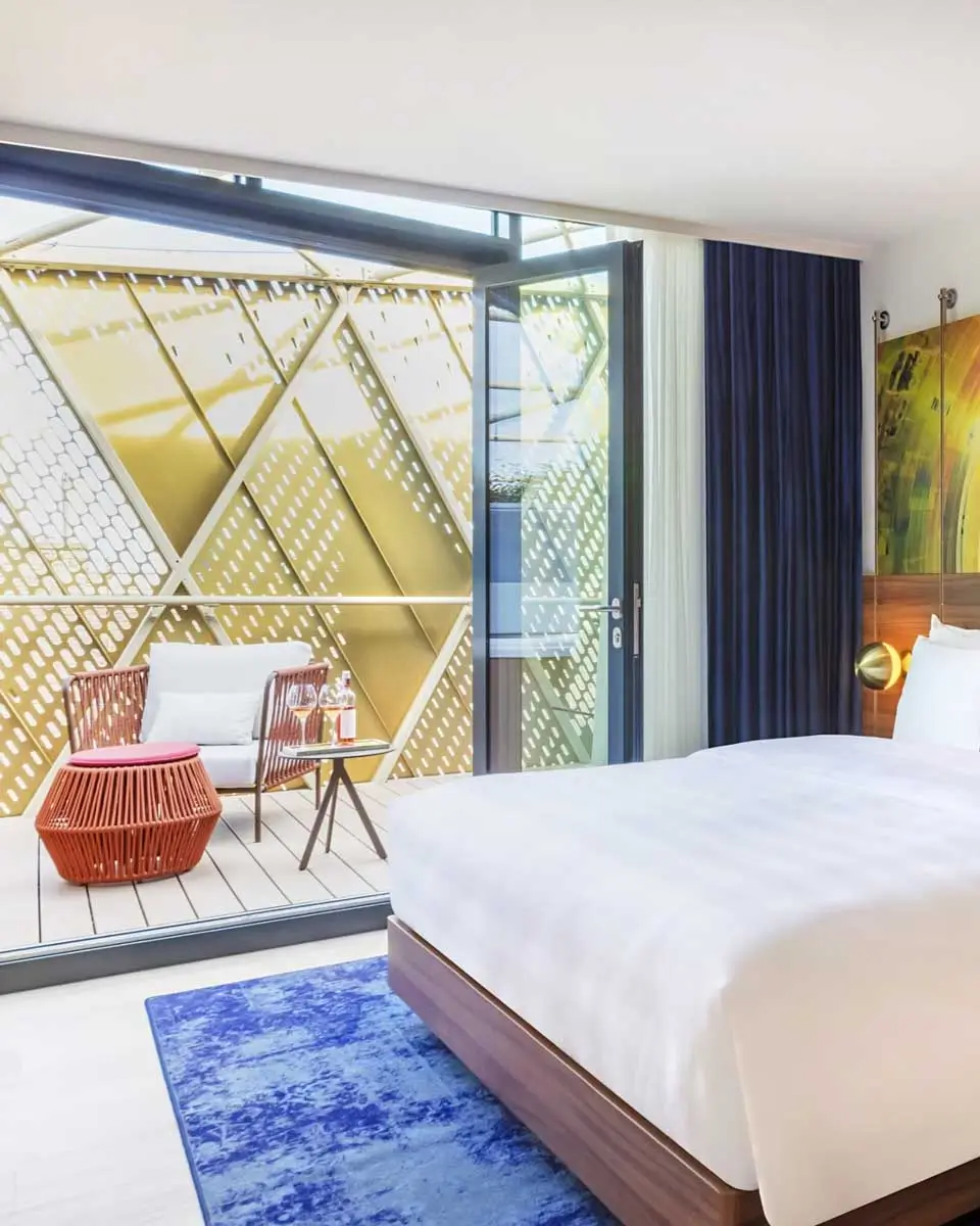 Guestroom at Pullman Budapest