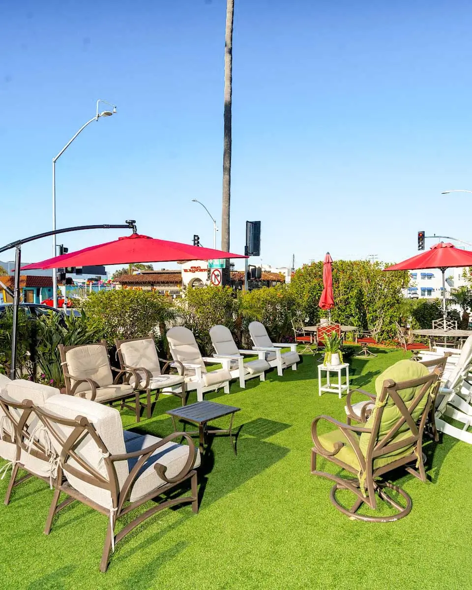 Little Inn By The Bay Newport Beach Hotel in Newport Beach California 1