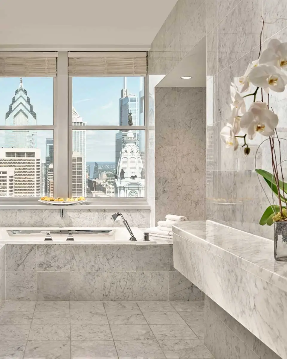 Loews Philadelphia Hotel in Philadelphiy Pennsylvania 1