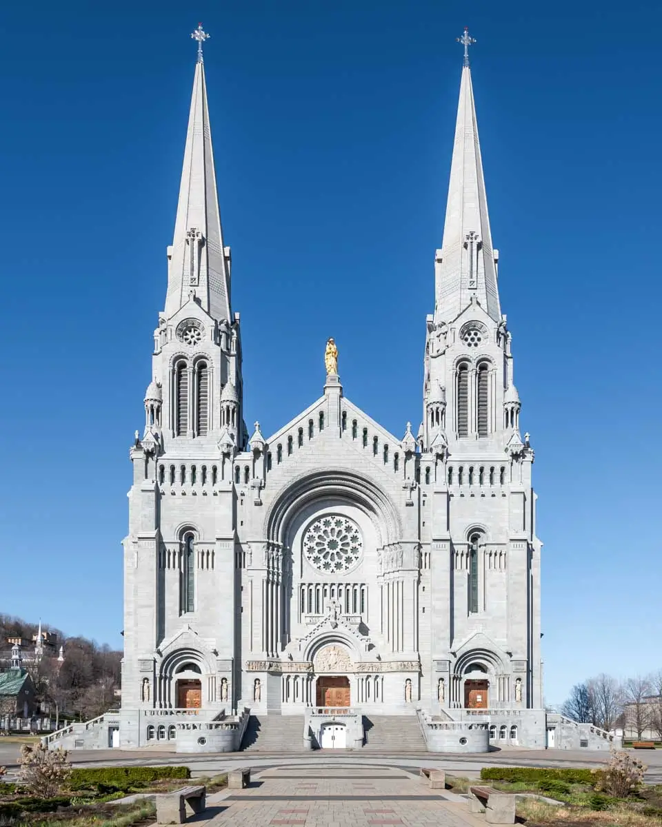 Sainte-Anne-de-Beaupré Basilica in Quebec City