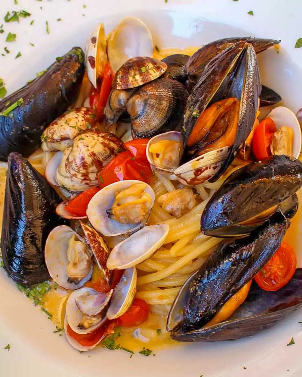 Seafood pasta eaten at Ristorante Pizzeria Pinocchio in Salerno, Italy