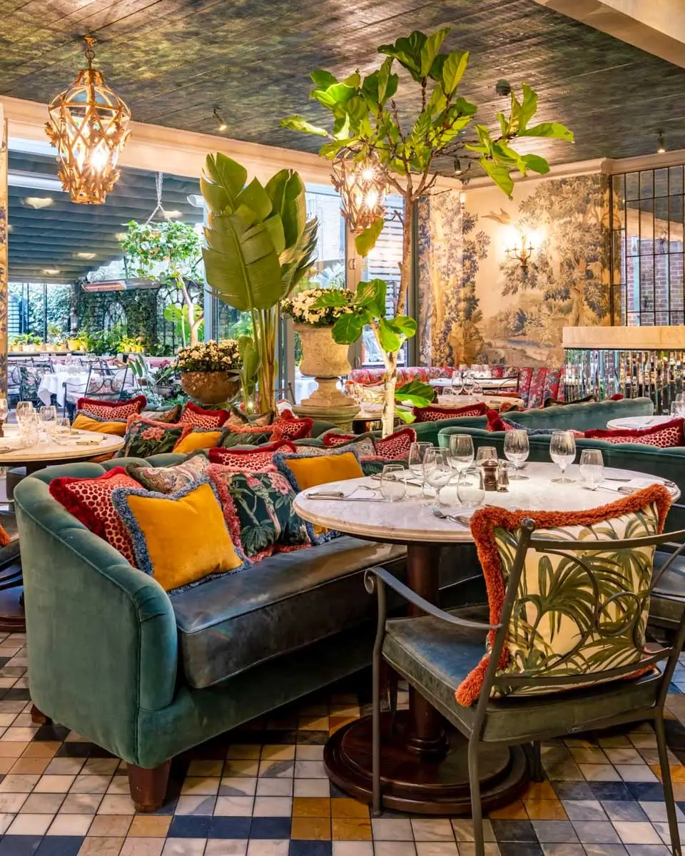The Ivy Collection in Cardiff Wales (1)
