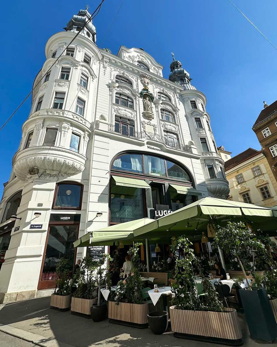 The outside of Lugeck Figlmüller Wien in Vienna