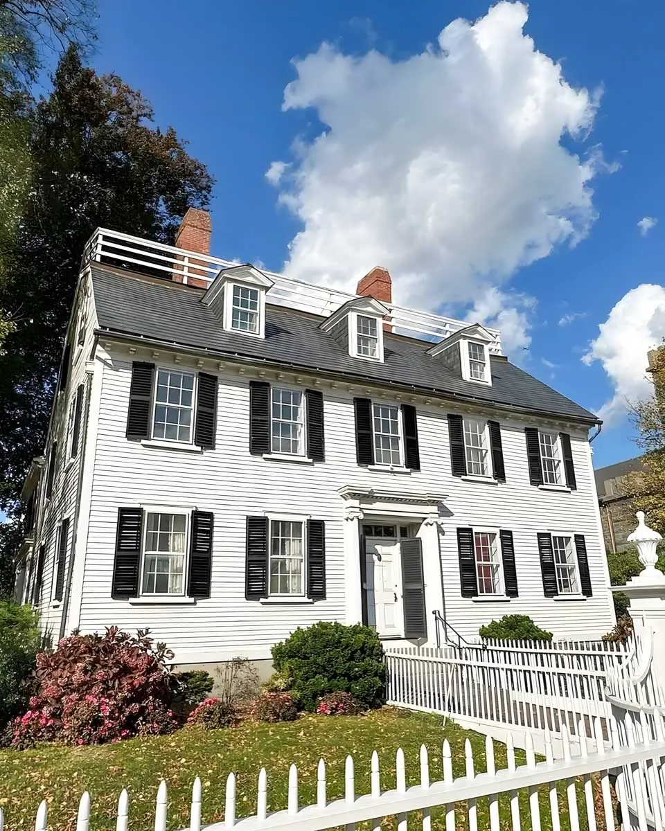 Witch City Walking Tours in Salem Massachusetts (1)