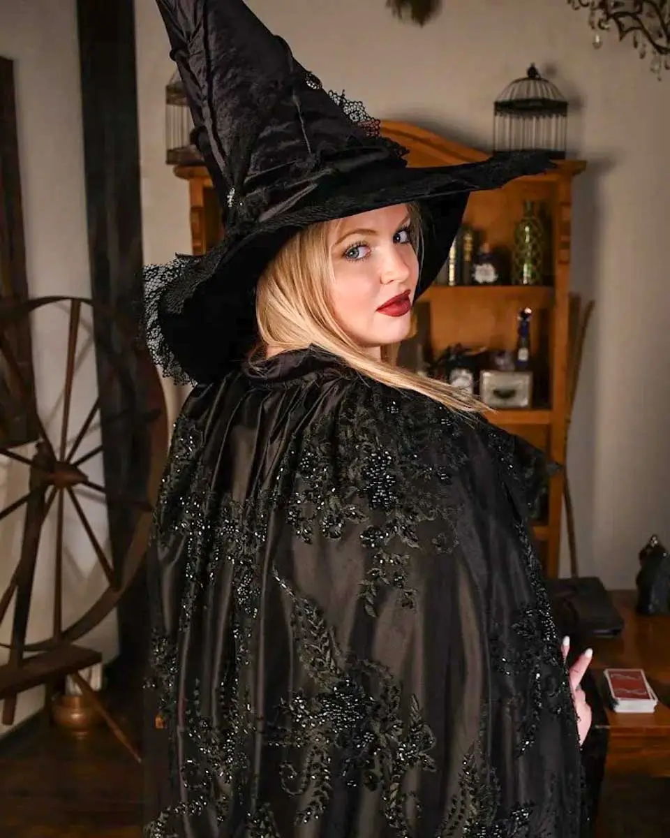 Witch Pix in Salem Massachusetts (2)