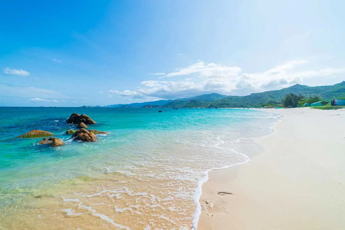 A beach in Cam Ranh near Nha Trang, Vietnam (2)
