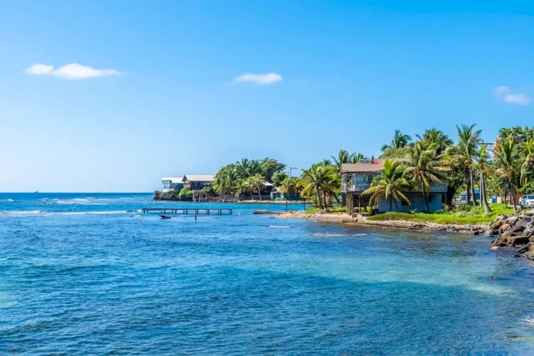 A view along the coastline at Gravel Bay on Roatan Island on a sunny day