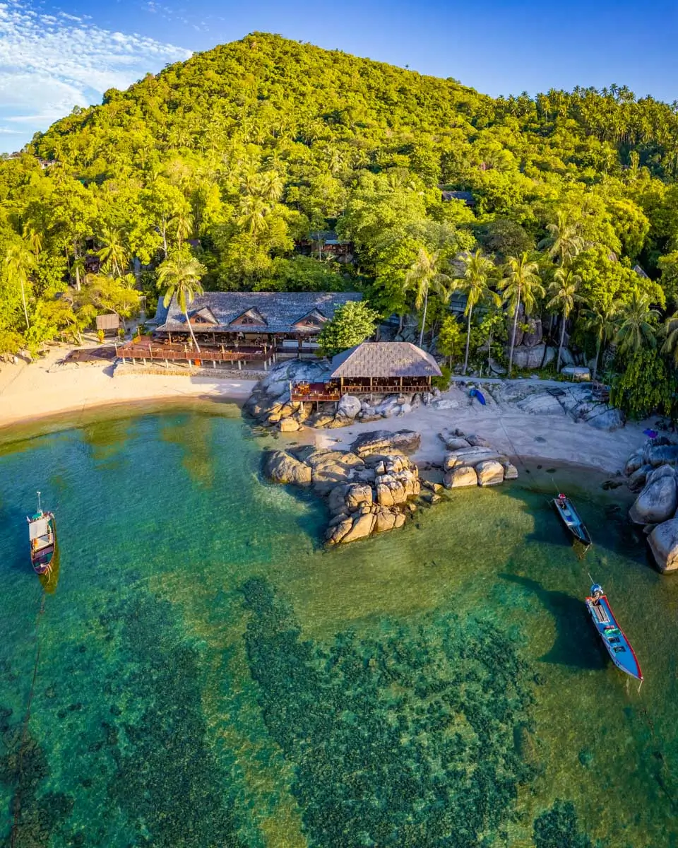Aerial view of Mae Haad Beach and pier in koh Tao, Thailand (3)