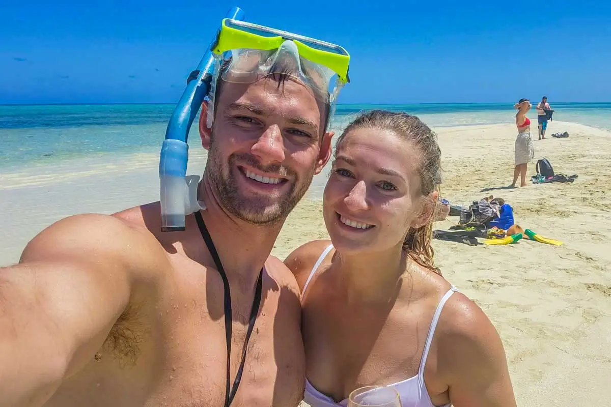 Bailey-and-Daniel-take-a-selfie-at-a-beach-in-Koh Tao, Thailand