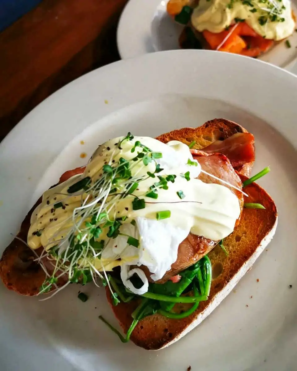 Eggs benedict at Garuma - Airlie Beach, Australia