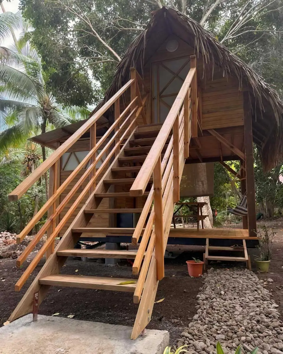 Haere Mai I Te Fare in Moorea, French Polynesia (2)