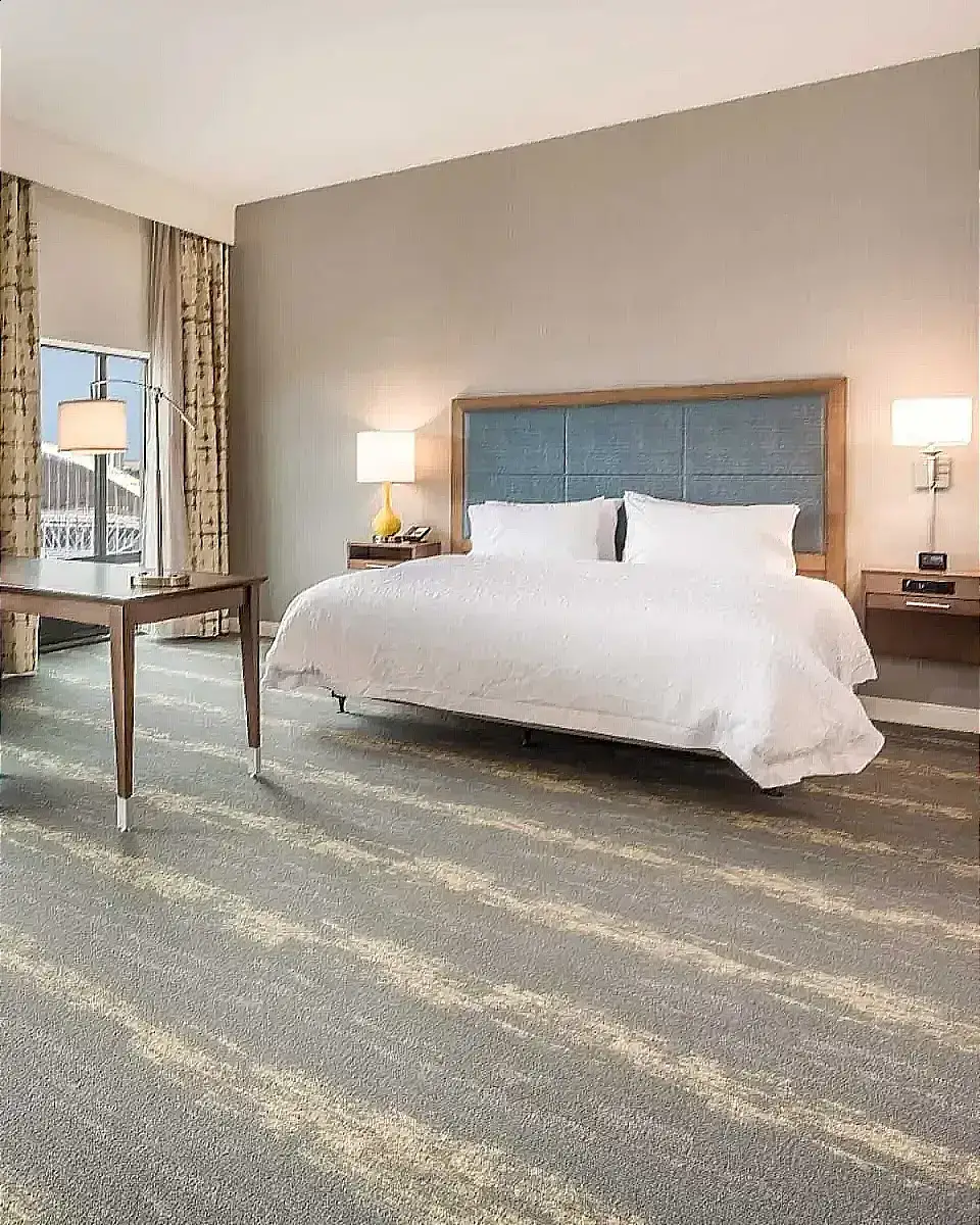 Hampton Inn & Suites Newport - Cincinnati, KY in Newport Kentucky 2