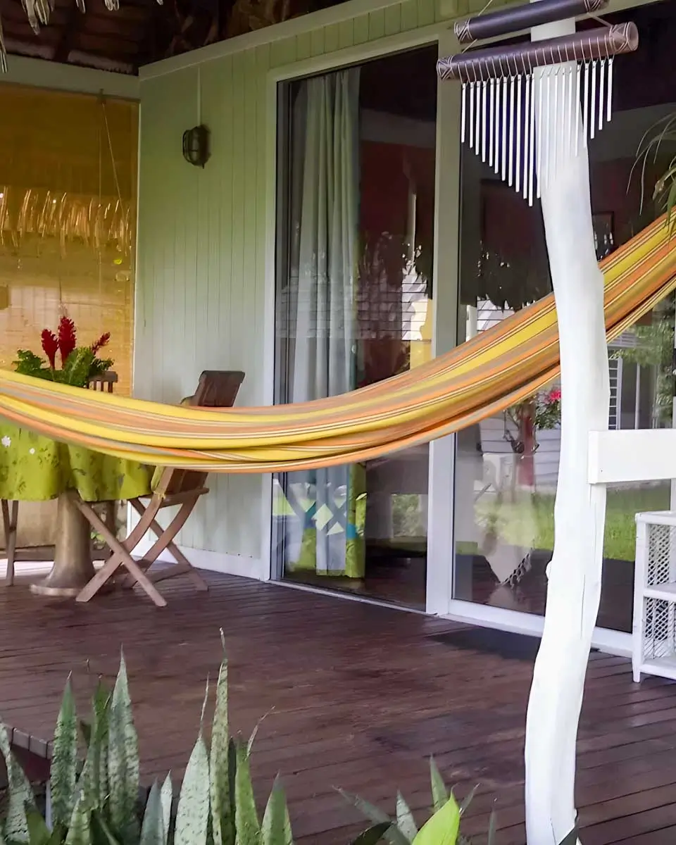 Linareva Moorea Beach Resort in Moorea, French Polynesia 1 (2)