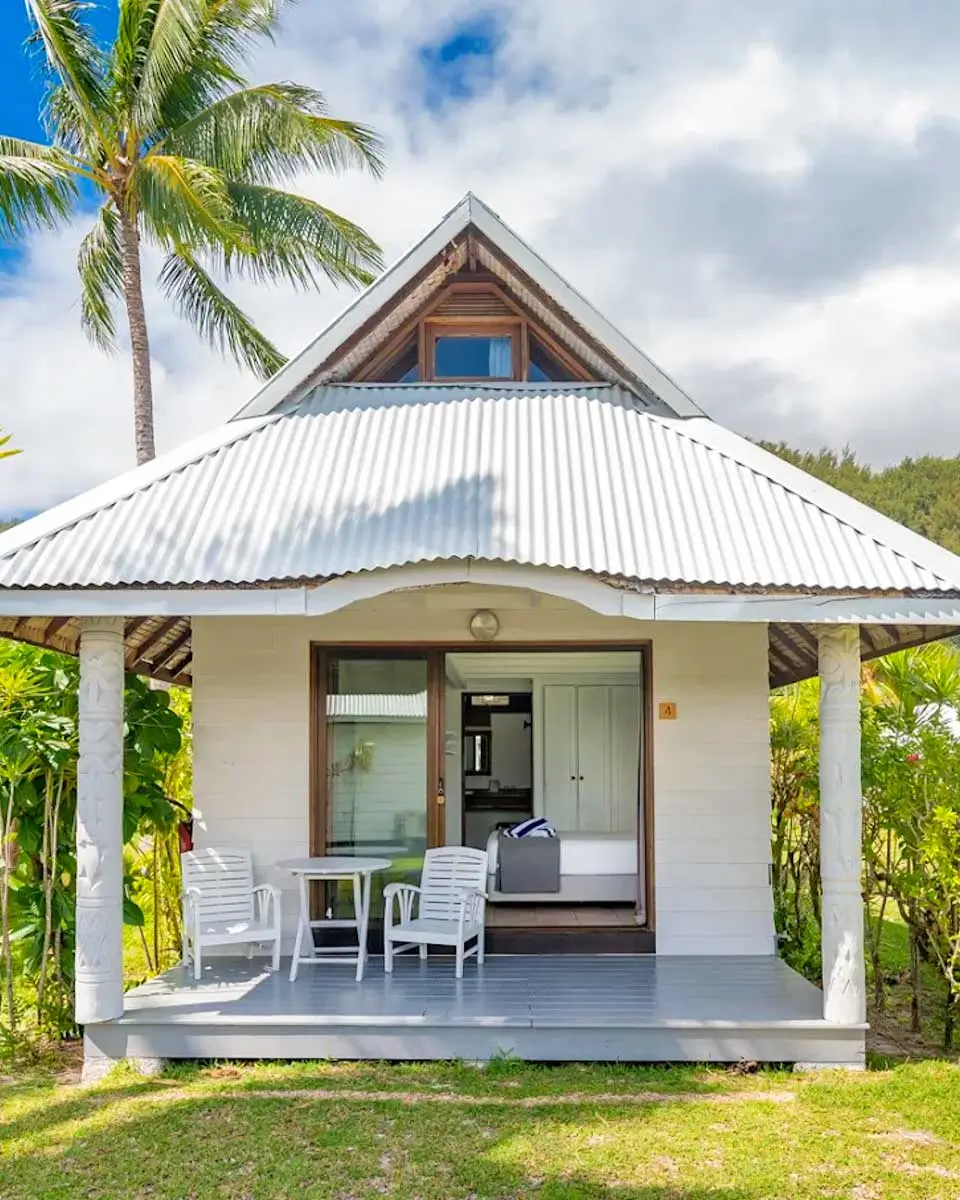 Moorea Island Beach Hotel in Moorea, French Polynesia (1)