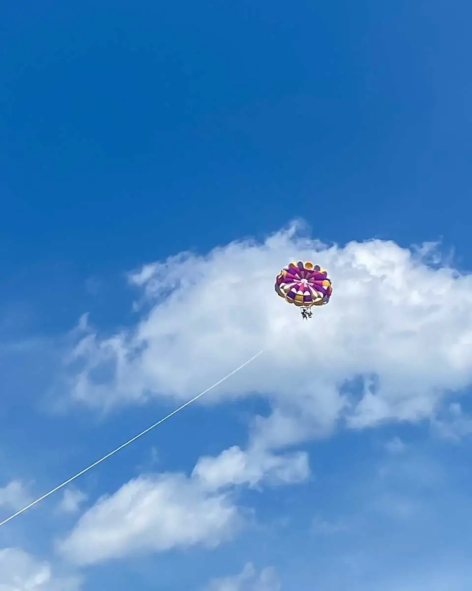 Parasailing on Hilton Head Island, USA (2)