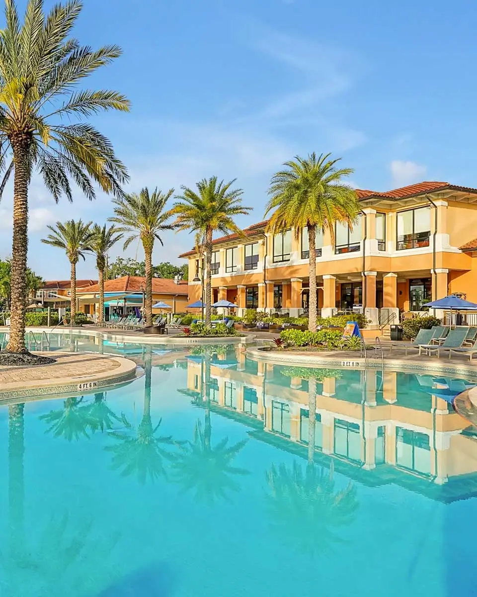 Regal Oaks Resort Vacation Townhomes in Orlando Florida 1