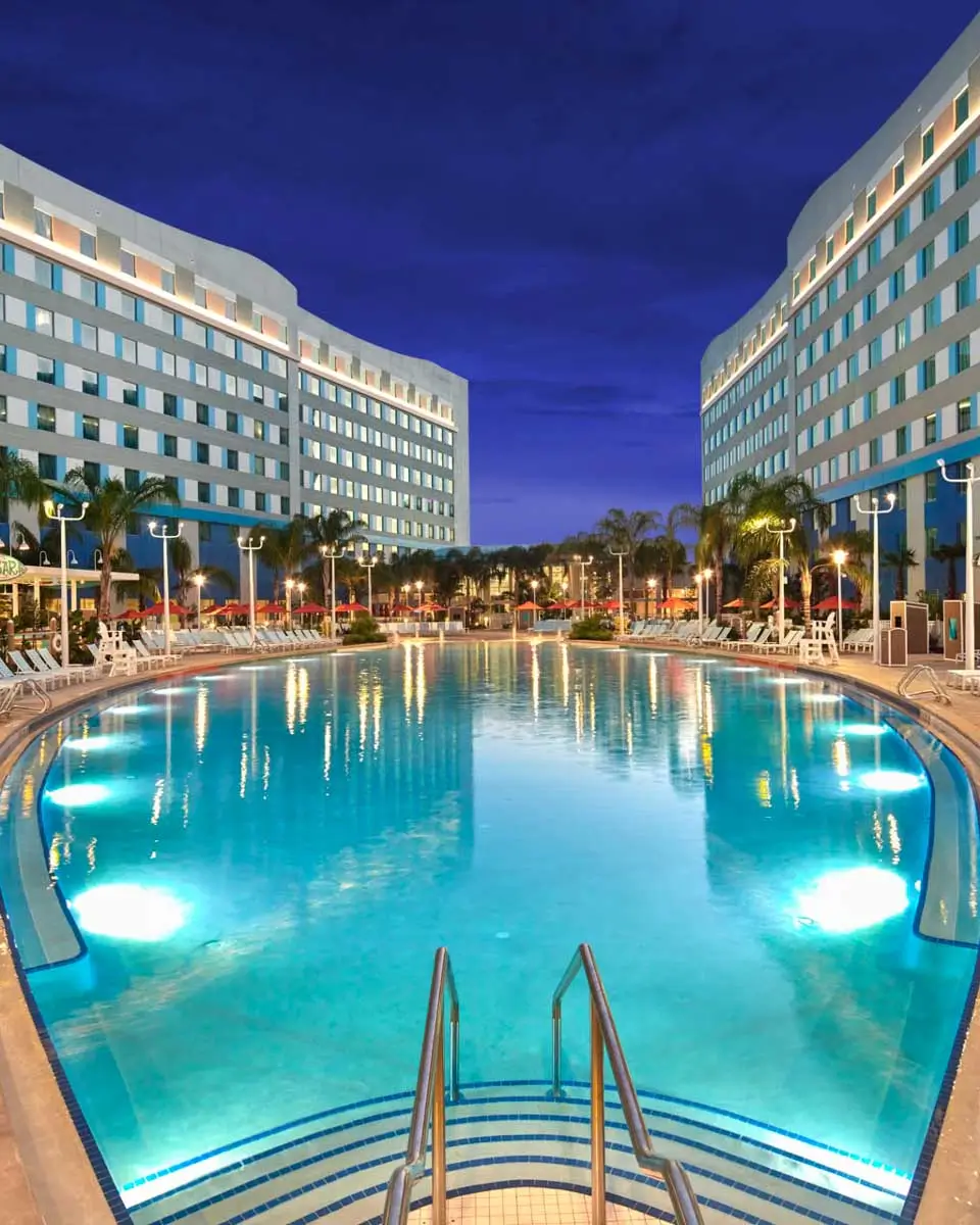 Surfside Inn and Suites in Orlando Florida 1
