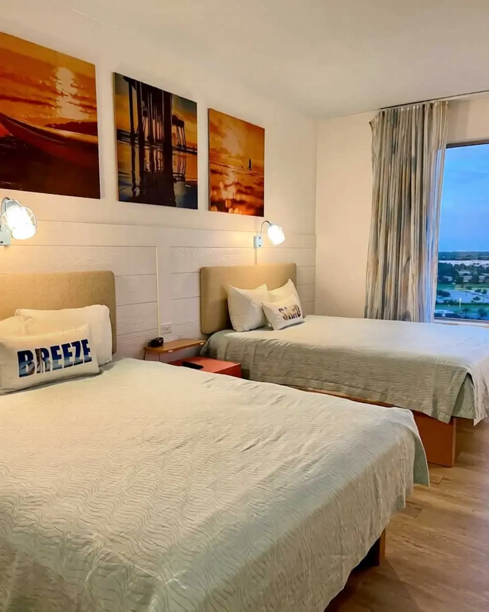 Surfside Inn and Suites in Orlando Florida 2