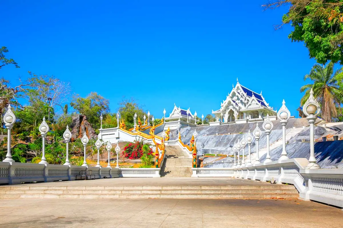 Temple Wat Kaew Korawaram, Krabi, Thailand