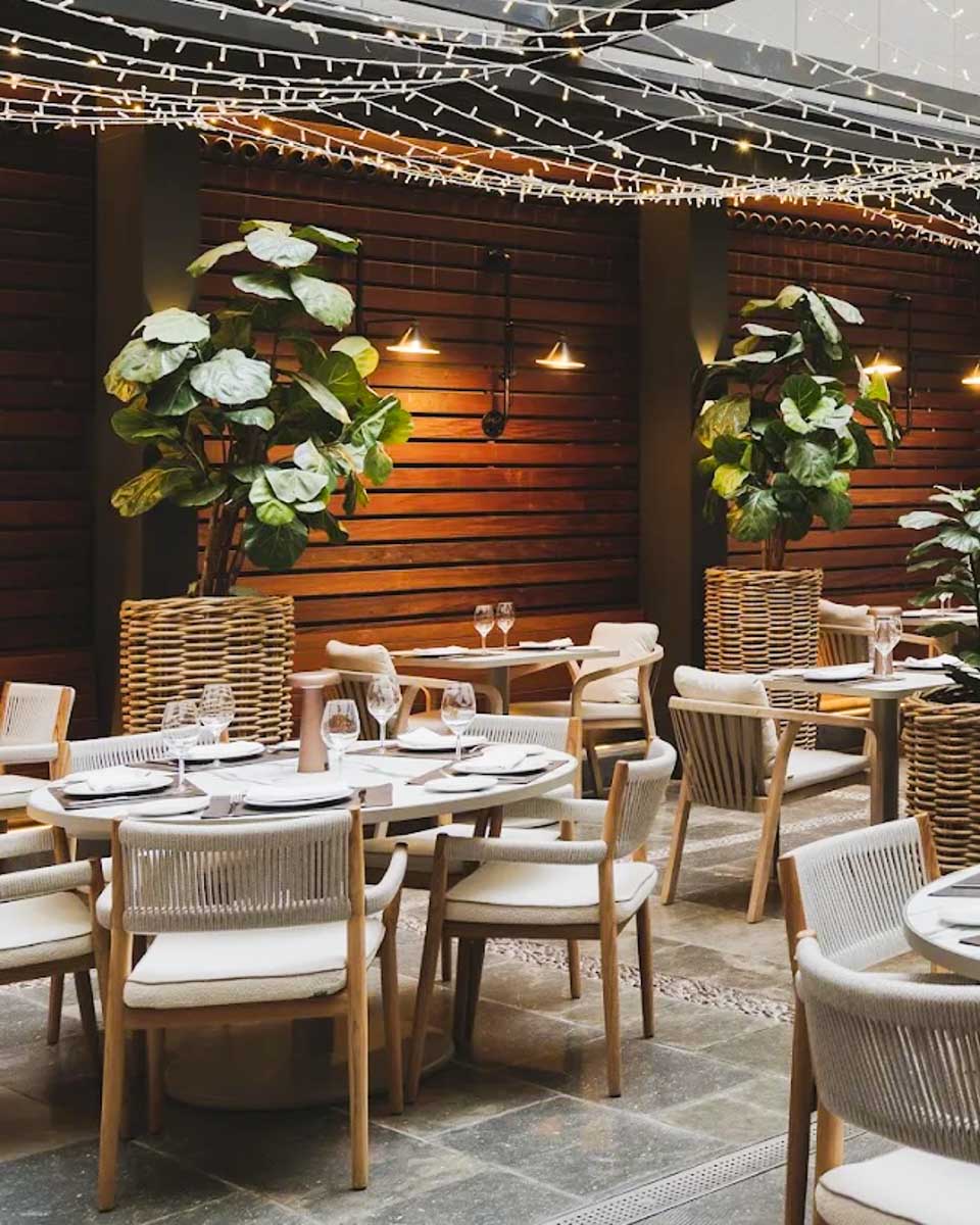 The dining area at Restaurante Matiz in Malaga