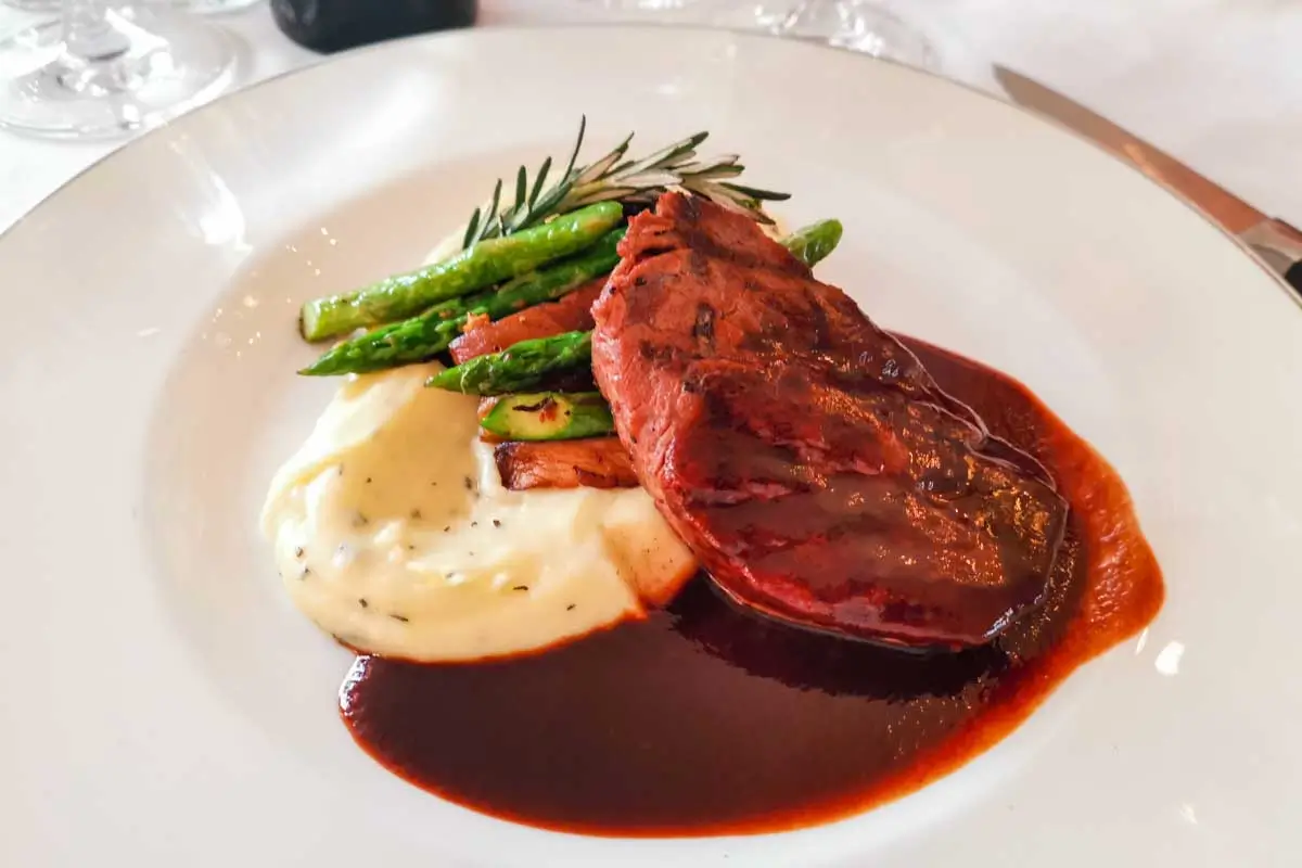 Veggies-steak-meat-mashed-potatoes in Hilton Head, South Carolina