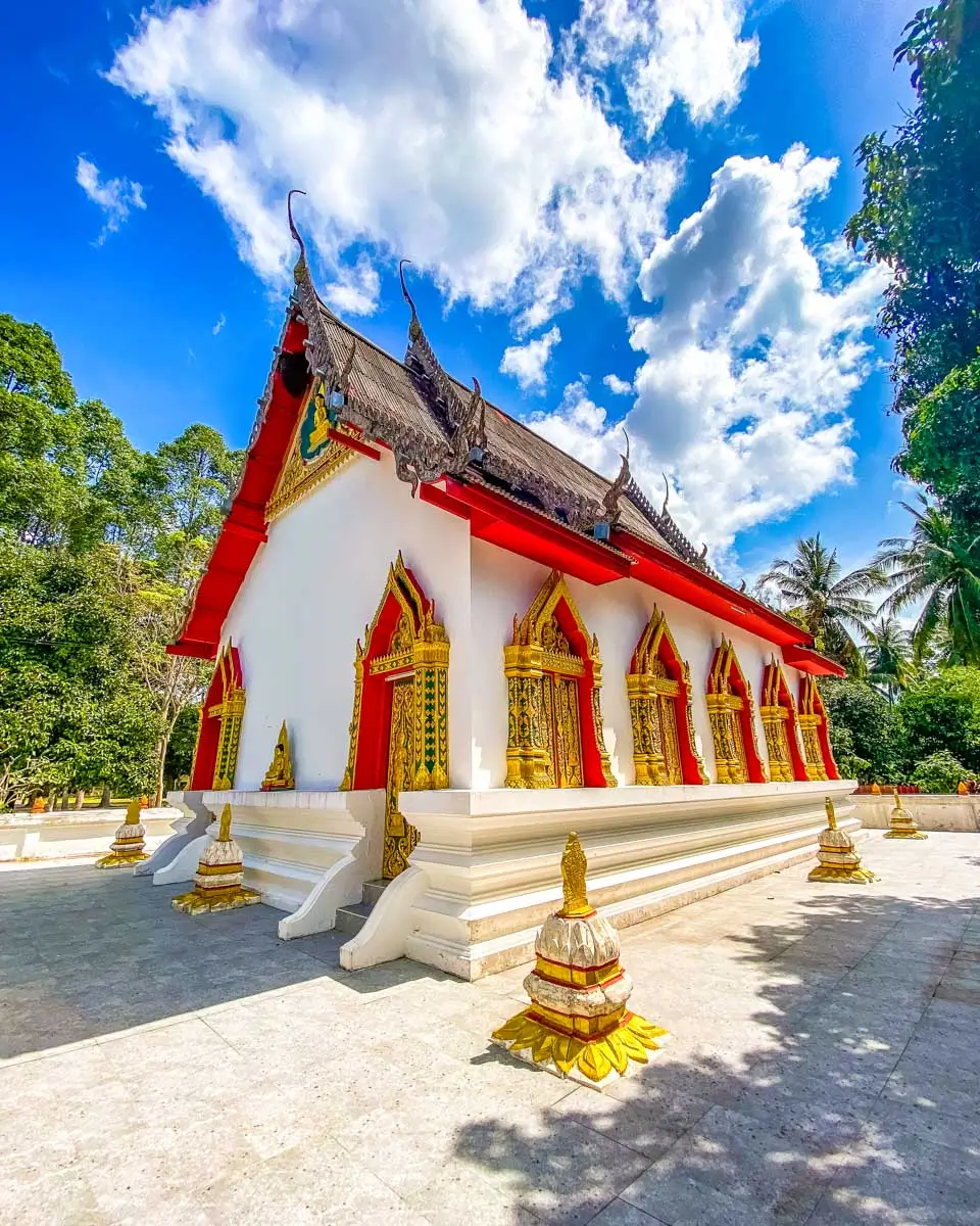 Wat Sri Thanu in Koh Phangan, Thailand
