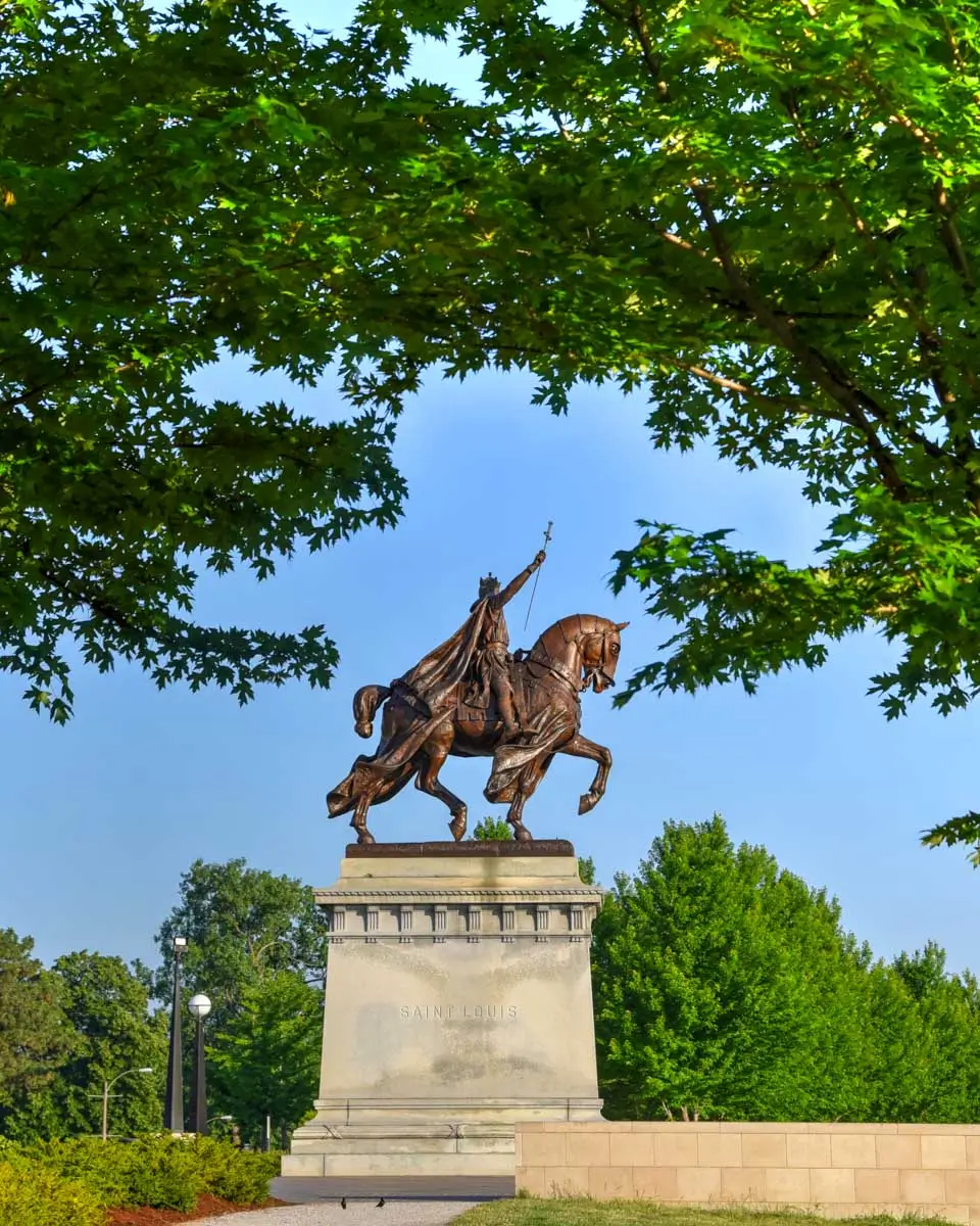 Apotheosis of St. Louis statue in St Louis, Missouri
