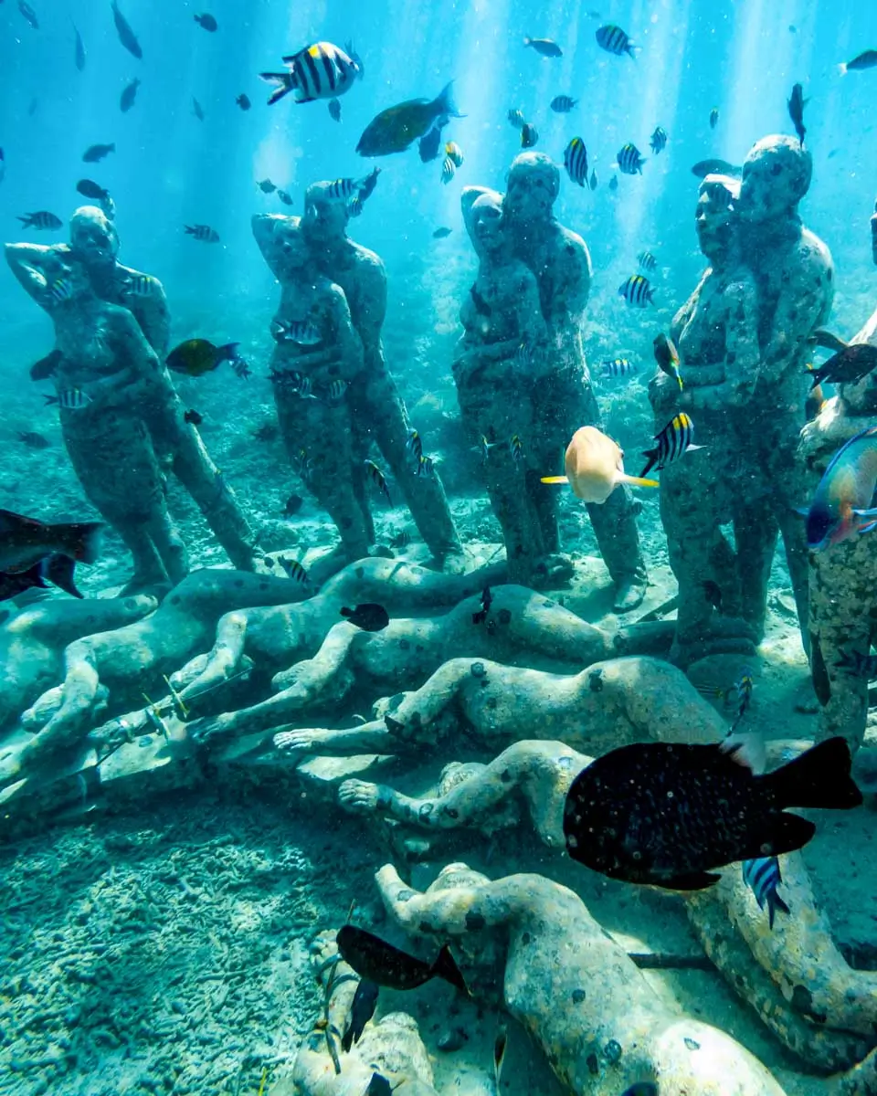 Bask Nest Underwater Statues on Gili Meno, Gili Islands, Indonesia