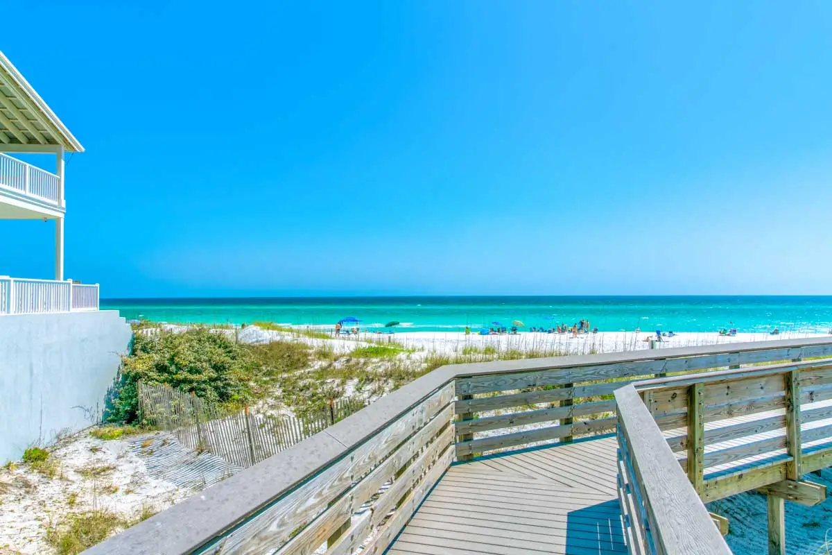 Boardwalk leading to the beach in Destin, Florida