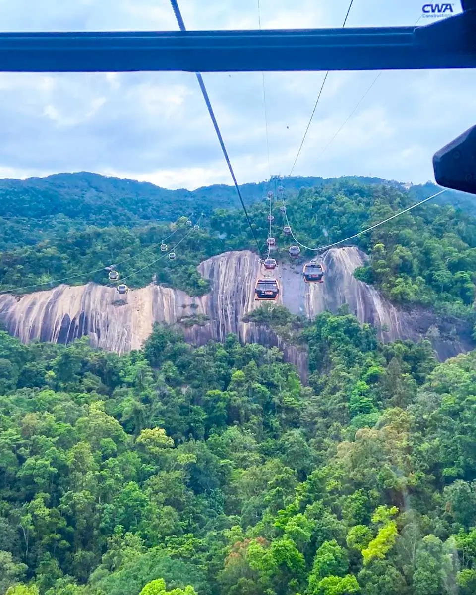 Cable car to Ba Na Hills, Vietnam