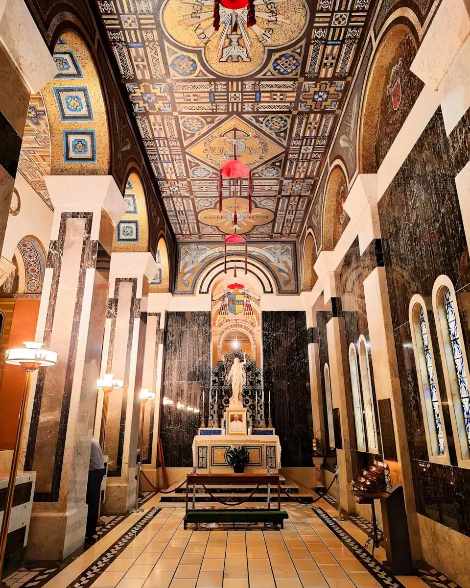 Cathedral Basilica of St. Louis in St Louis Missouri (1)