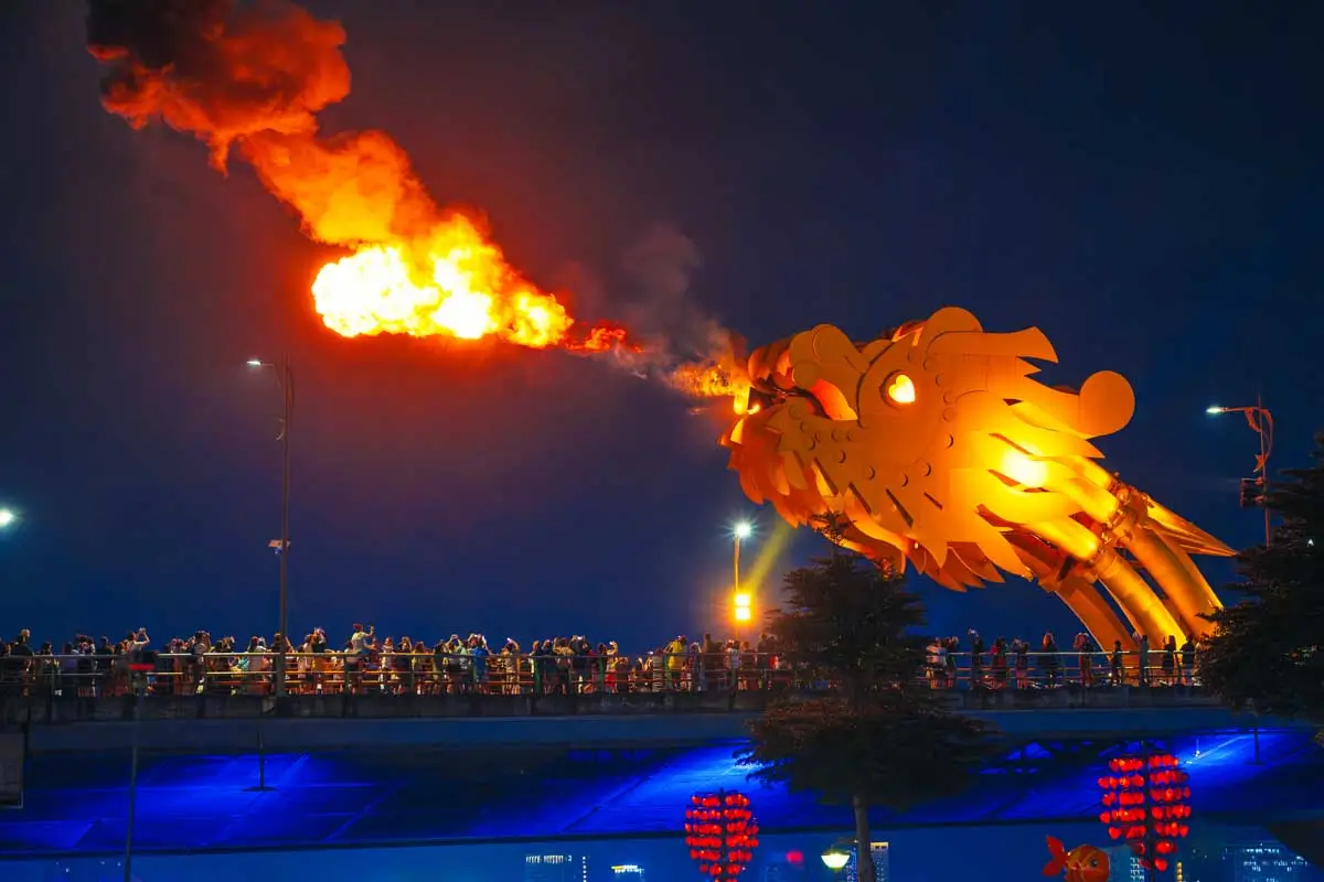 Fire water show on the Cau rong Dragon Bridge in Da Nang in Vietnam at night