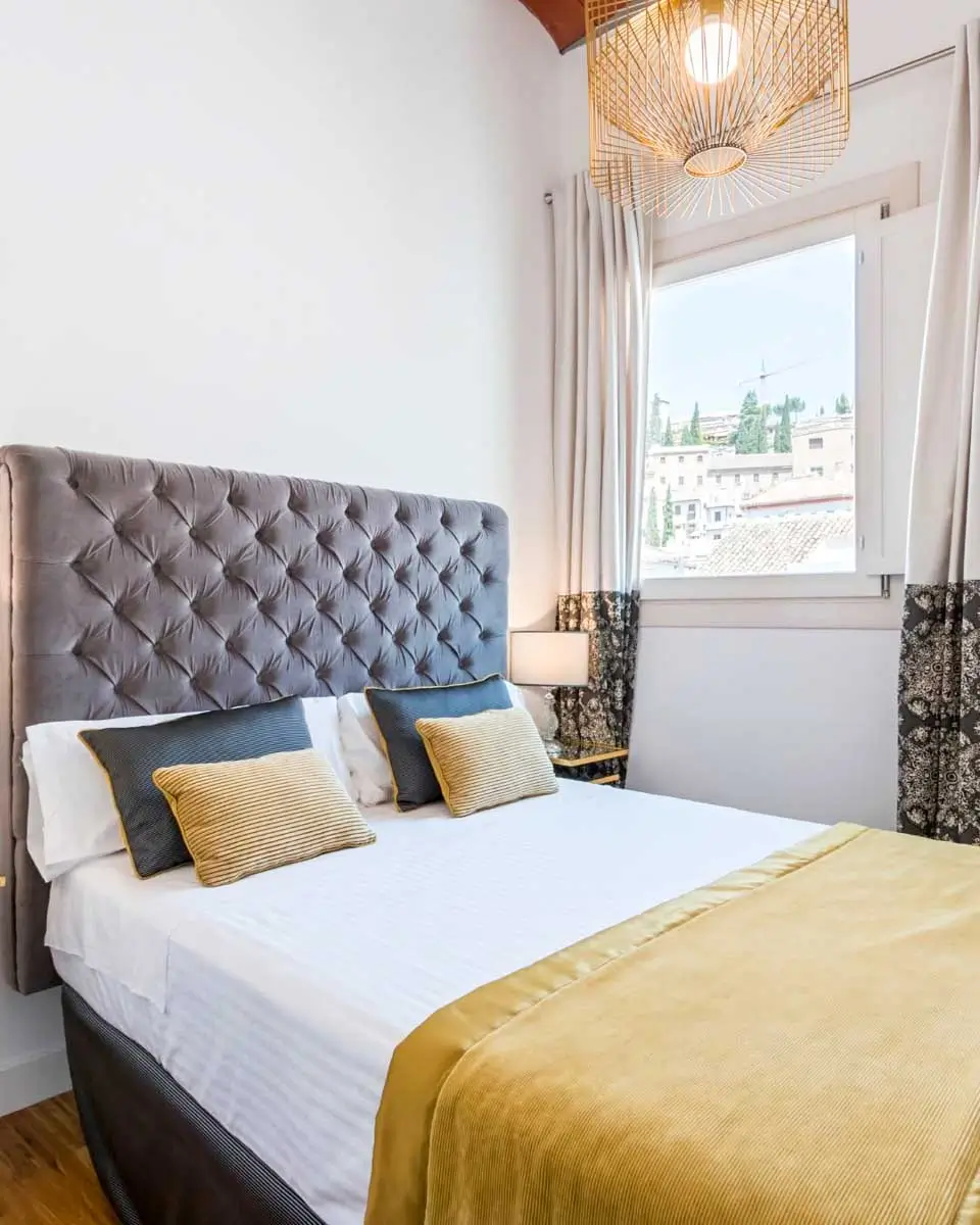 Guestroom at BiBo Suites Oro del Darro, Granada, Spain
