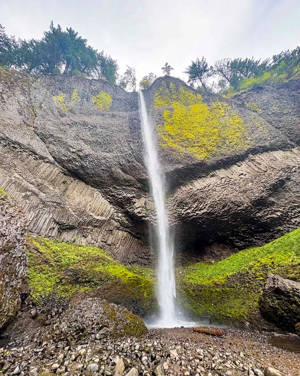 Latourell Falls seen on a tour in Oregon