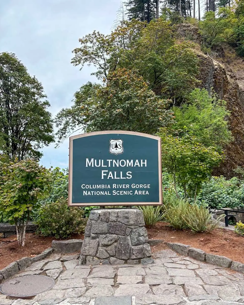 Multnomah Falls sign in Portland, Oregon