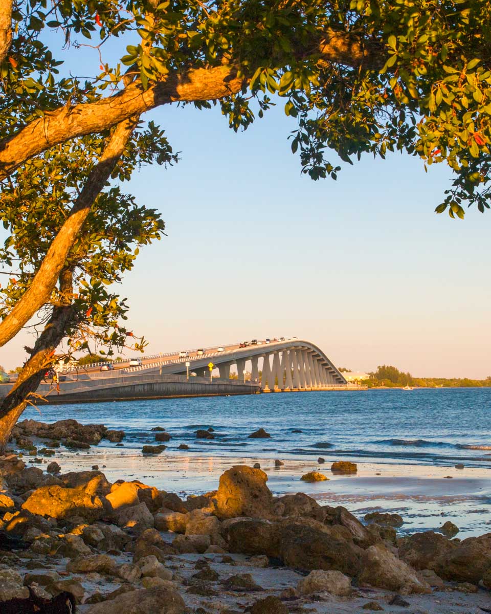 The Edison Bridge over Caloosahatchee River in Fort Myers