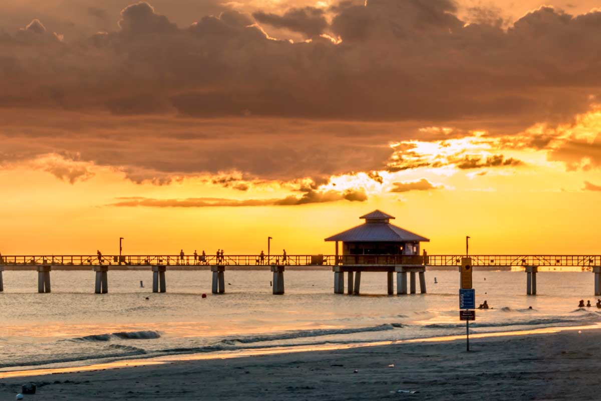 The beautiful sun setting on the shores of Fort Myers Beach