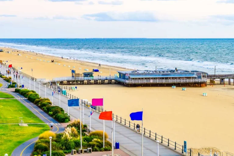Virginia Beach Fishing Pier and Boardwalk