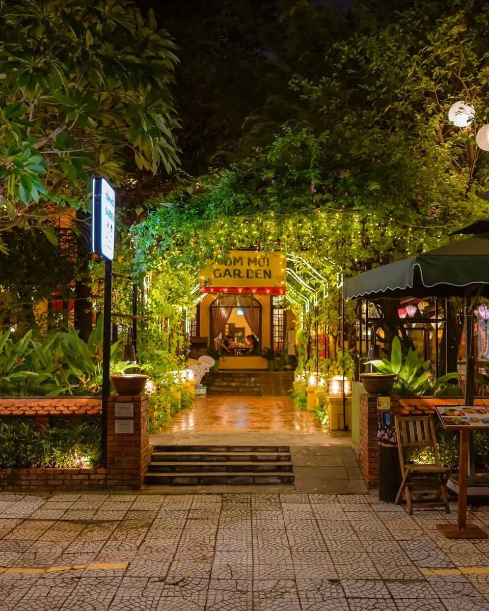 Xóm Mới Garden Đà Nẵng, Vietnam